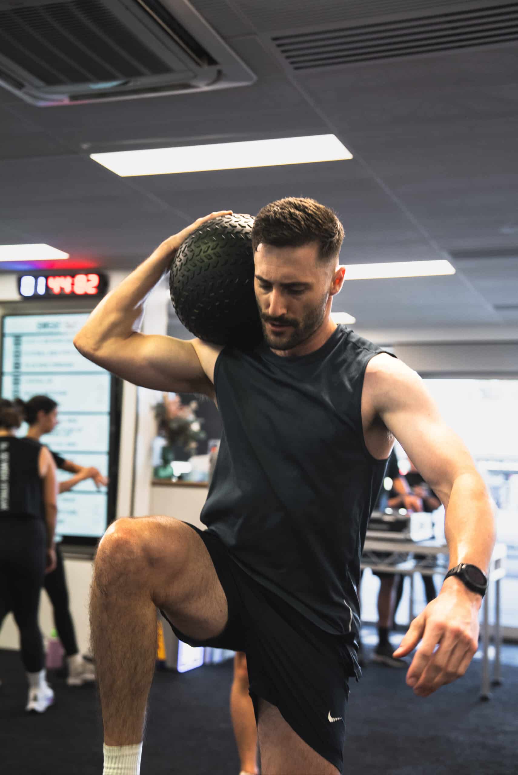 Location-Fitstop-Lift Dynamic Image